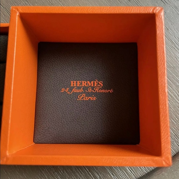 Hermes Chaine D'Ancre 18k Rose Gold Stud Earrings - Picture 9 of 11